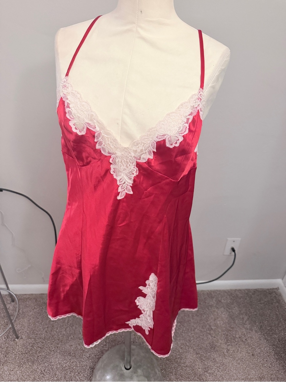 Frederick’s of Hollywood Pink Satin Lace Chemise XL Y2K Open Back Babydoll Dress